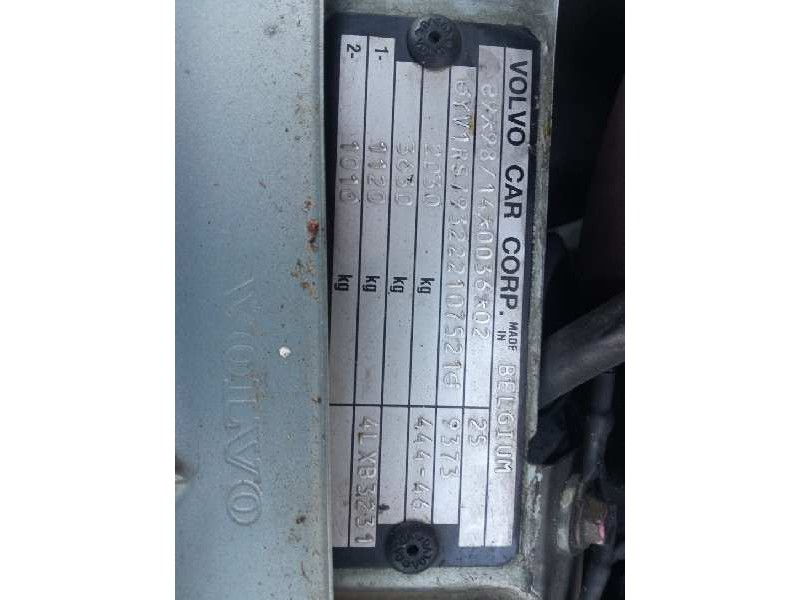 volvo s60 berlina del año 2001