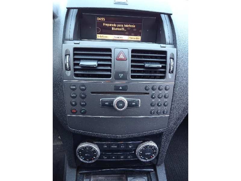 mercedes-benz clase c (w204) berlina del año 2010