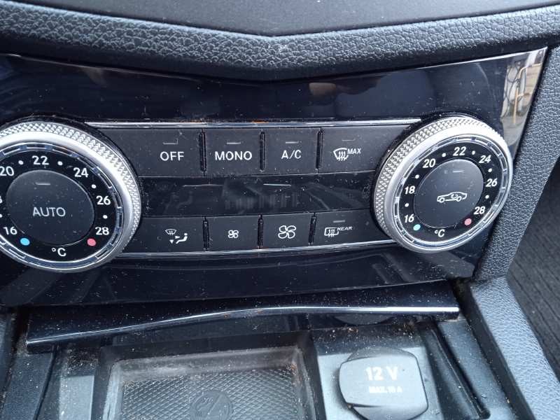 mercedes-benz clase c (w204) berlina del año 2010