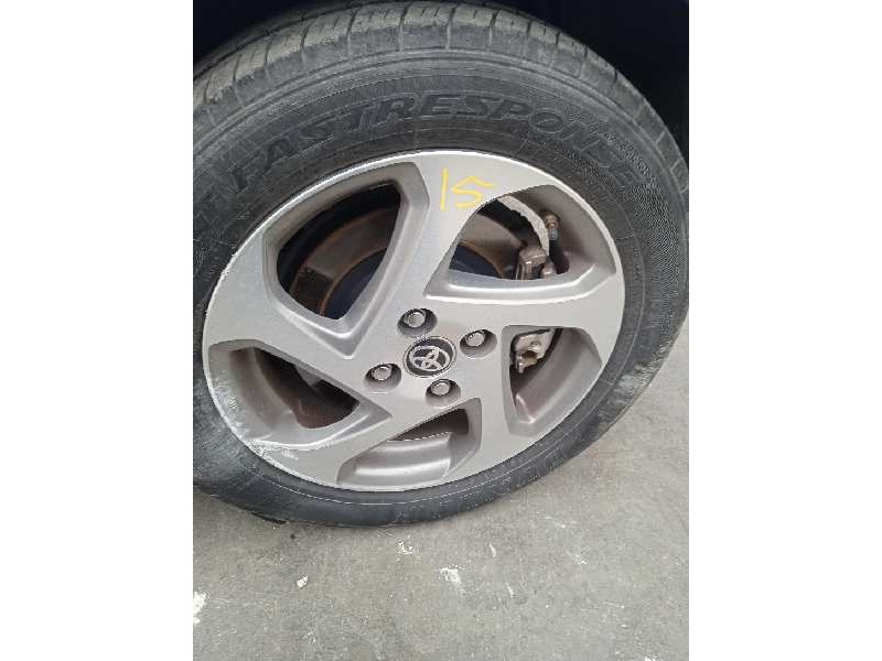 toyota yaris del año 2016