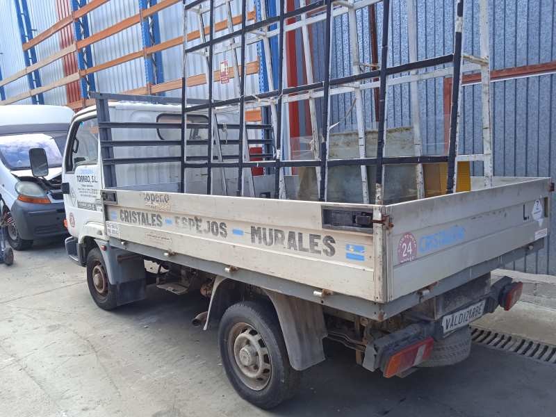 nissan cabstar del año 1999