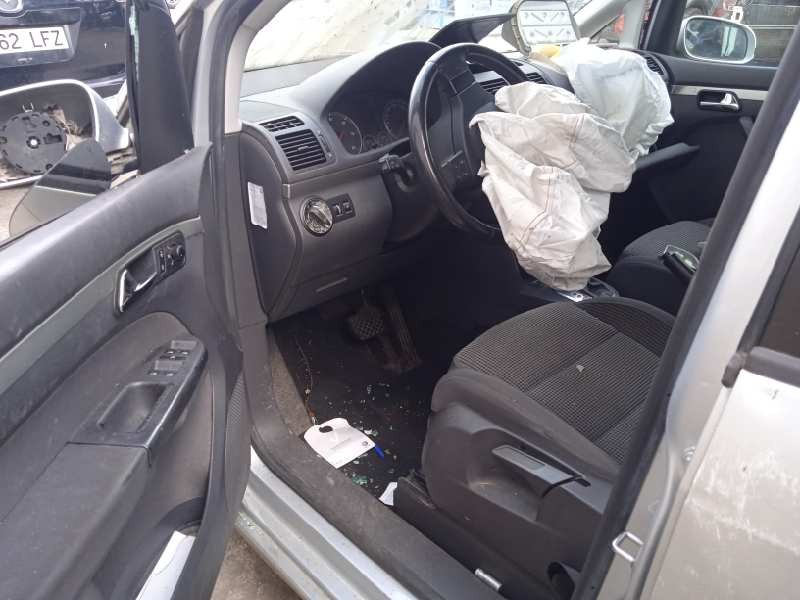 volkswagen touran (1t1) del año 2006