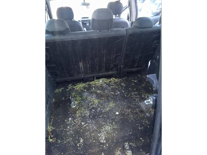 peugeot partner kombi del año 2010