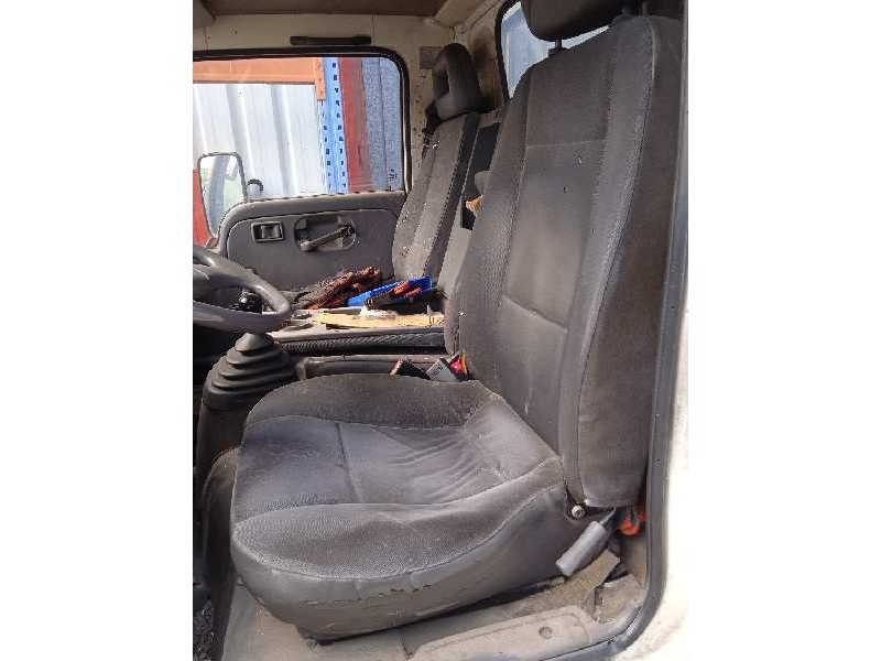 nissan cabstar del año 1999