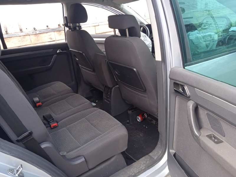 volkswagen touran (1t1) del año 2006