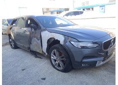 volvo v90 cross country del año 2019