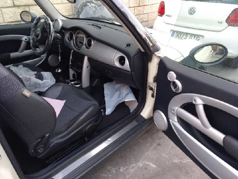 bmw mini (r50,r53) del año 2004