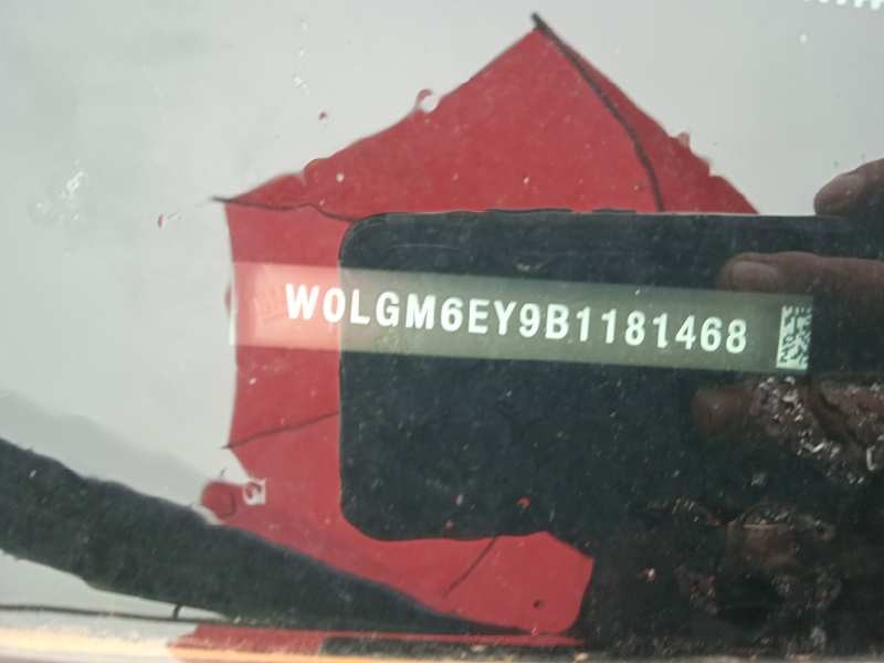 opel insignia berlina del año 2011