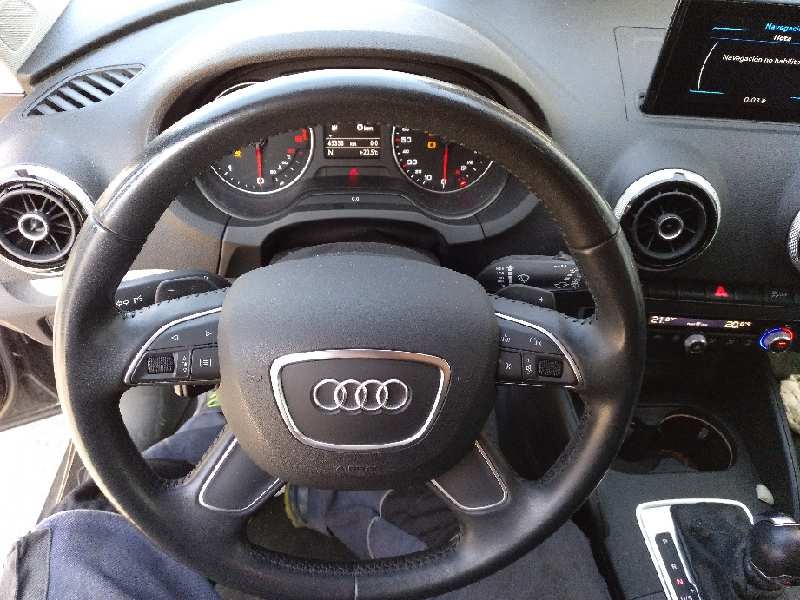 audi a3 sportback (8va) del año 2015