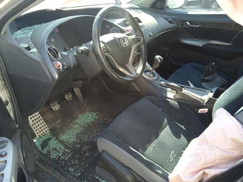 honda civic berlina 5 (fk) del año 2008