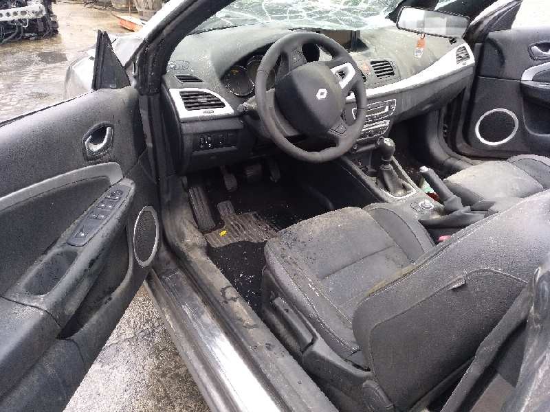 renault megane iii coupé-cabrio del año 2011