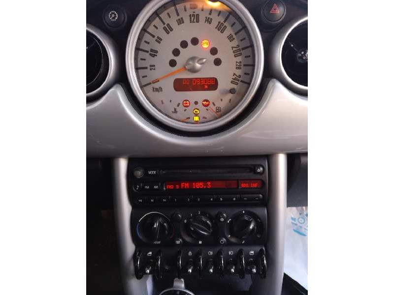 bmw mini (r50,r53) del año 2004