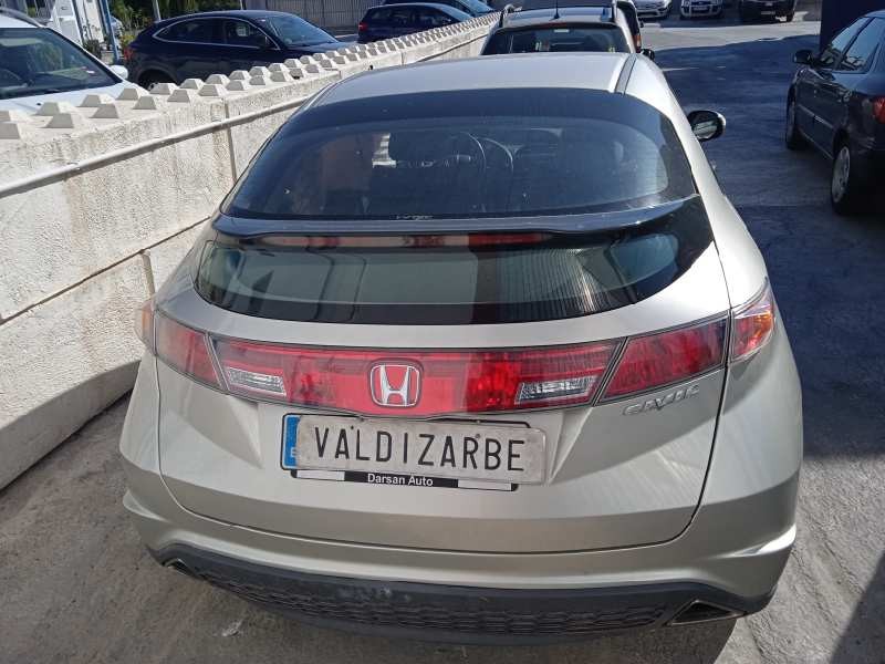 honda civic berlina 5 (fk) del año 2008