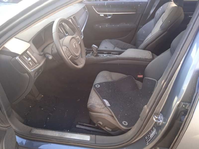 volvo v90 cross country del año 2019