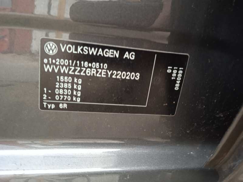 volkswagen polo (6r1) del año 2014