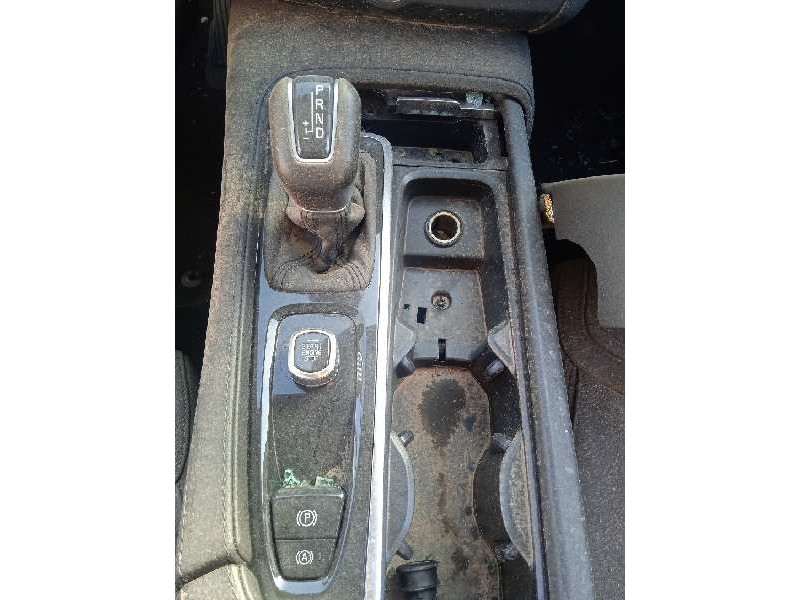 volvo v90 cross country del año 2019