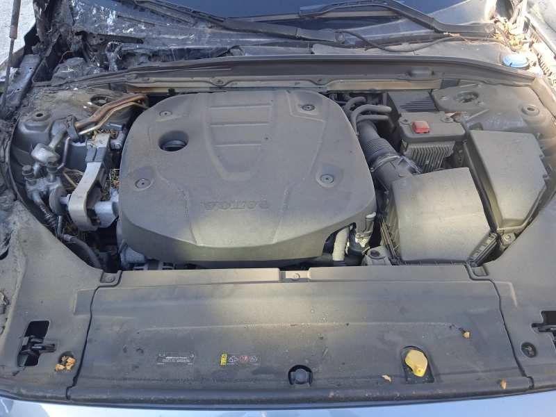 volvo v90 cross country del año 2019