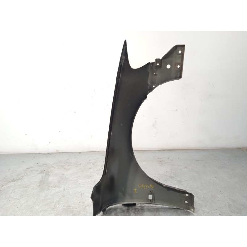 Recambio de aleta delantera izquierda para volvo v70 familiar 2.4 diesel referencia OEM IAM 30796492  