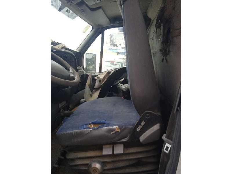 iveco daily caja cerrada (1999 =>) del año 2006