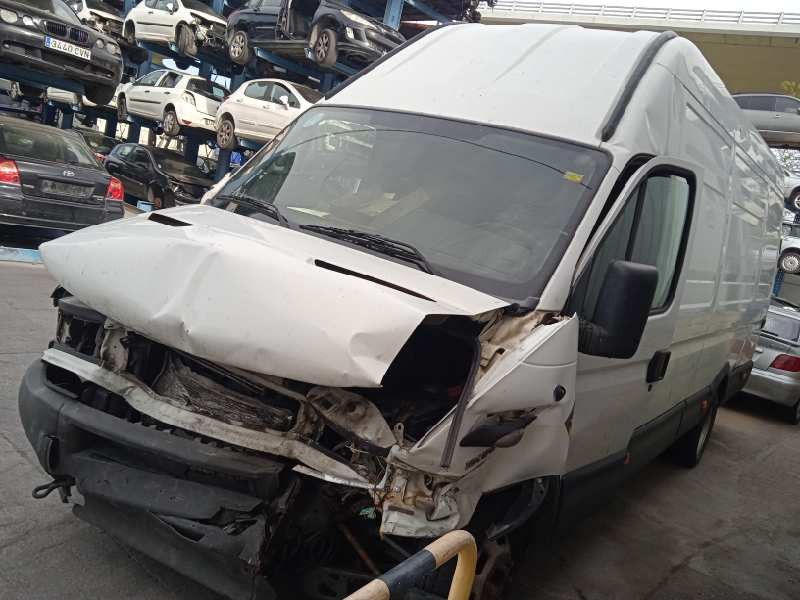 iveco daily caja cerrada (1999 =>) del año 2006