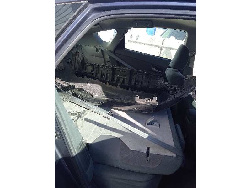 toyota prius (nhw30) del año 2012