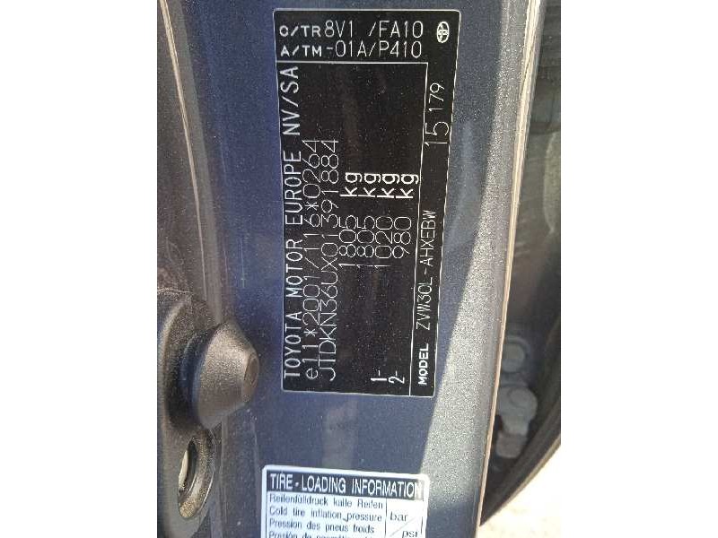 toyota prius (nhw30) del año 2012