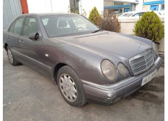 mercedes-benz clase e (w210) berlina diesel del año 1998