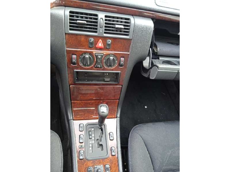 mercedes-benz clase e (w210) berlina diesel del año 1998