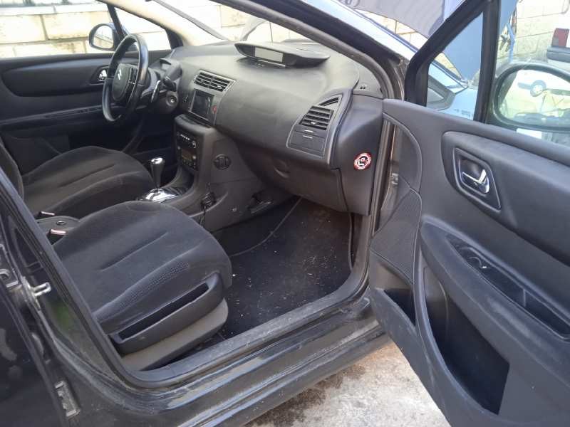 citroën c4 berlina del año 2007