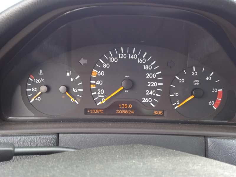 mercedes-benz clase e (w210) berlina diesel del año 1998