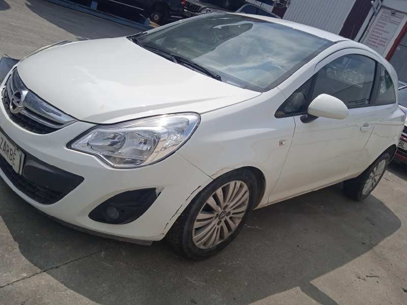 opel corsa d del año 2014