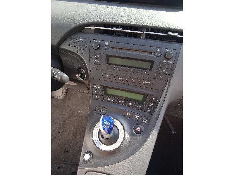 toyota prius (nhw30) del año 2012