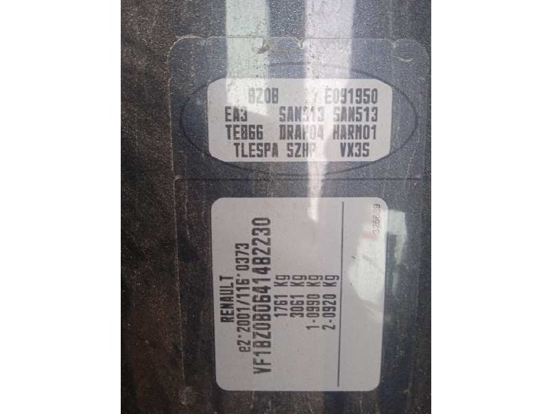 renault megane iii berlina 5 p del año 2009