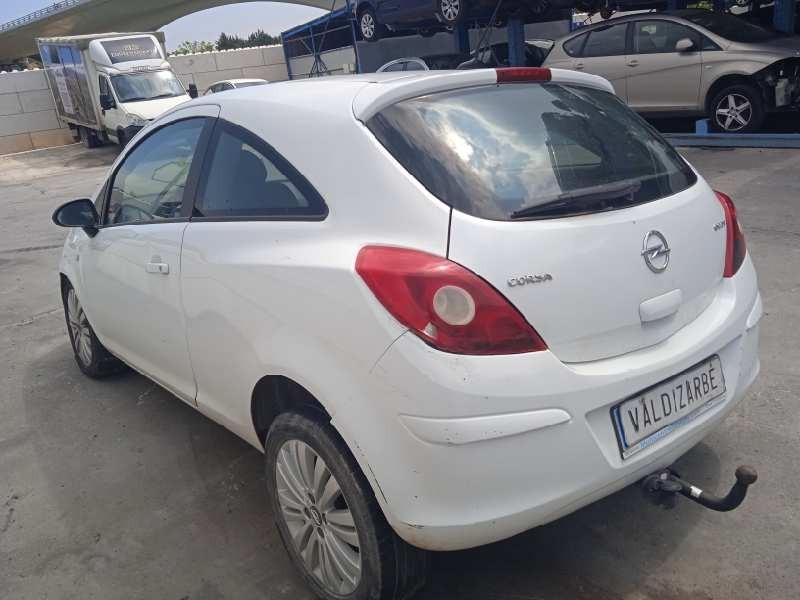 opel corsa d del año 2014