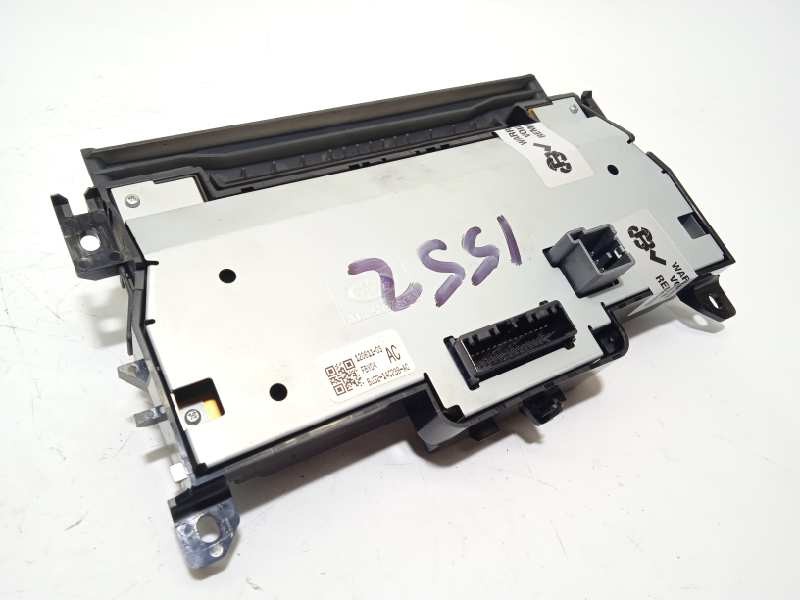 Recambio de mando climatizador para land rover evoque dynamic referencia OEM IAM BJ3214C239AC  LR028206