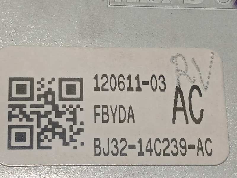 Recambio de mando climatizador para land rover evoque dynamic referencia OEM IAM BJ3214C239AC  LR028206