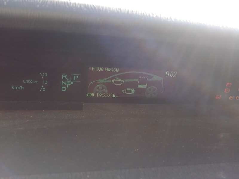 toyota prius (nhw30) del año 2012