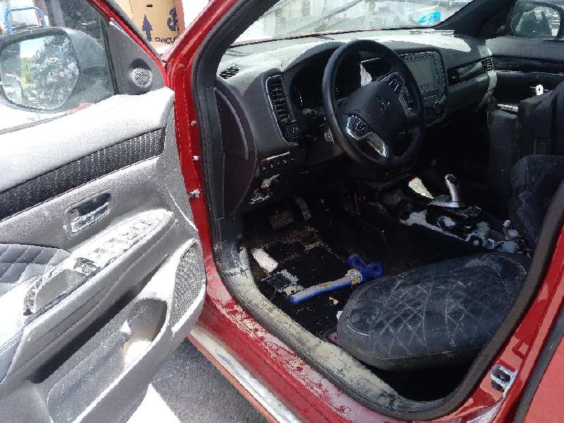 mitsubishi outlander (gf0) del año 2019