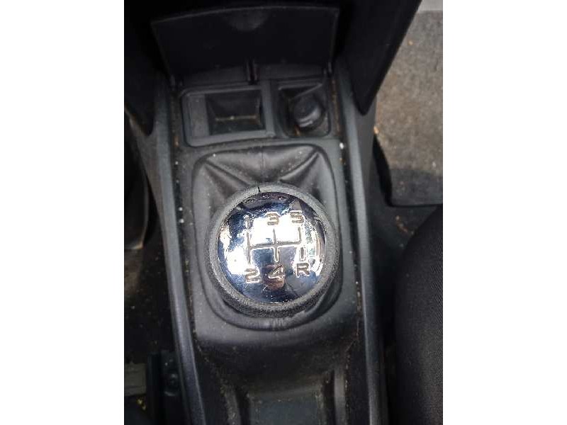 peugeot 207 del año 2011