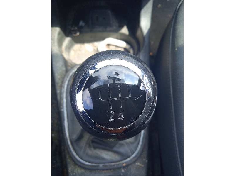 opel corsa d del año 2014