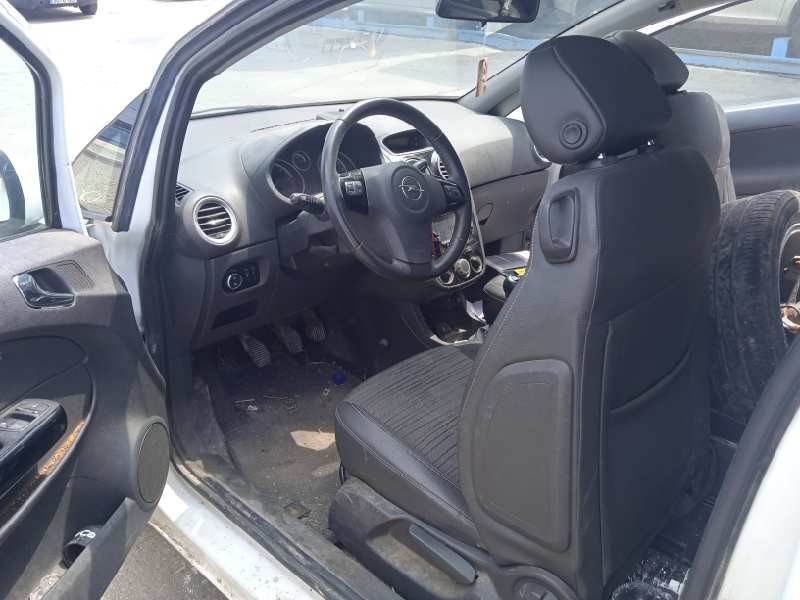 opel corsa d del año 2014