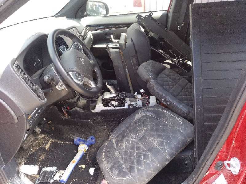 mitsubishi outlander (gf0) del año 2019