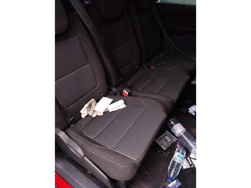 seat alhambra (710) del año 2015