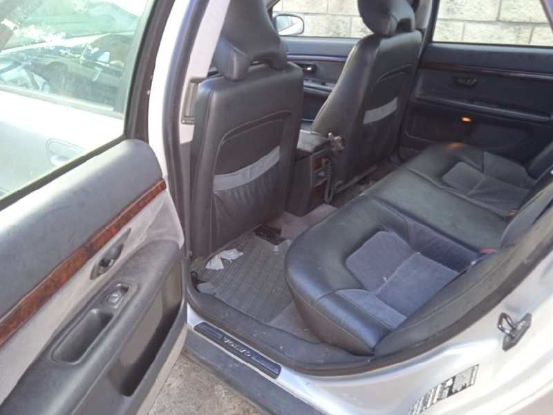 volvo s80 berlina del año 1999
