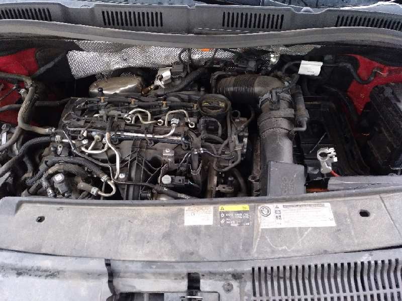 seat alhambra (710) del año 2015