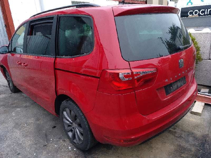seat alhambra (710) del año 2015