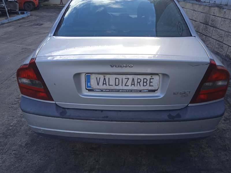 volvo s80 berlina del año 1999