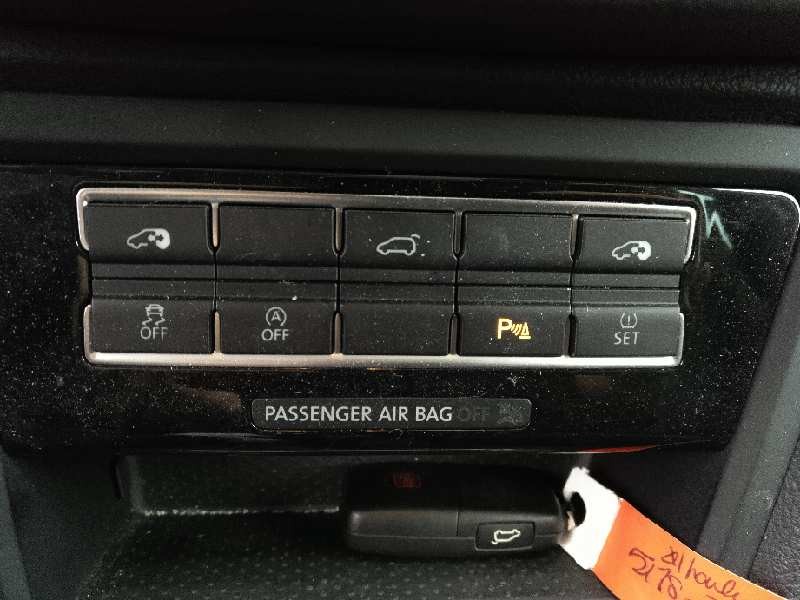 seat alhambra (710) del año 2015