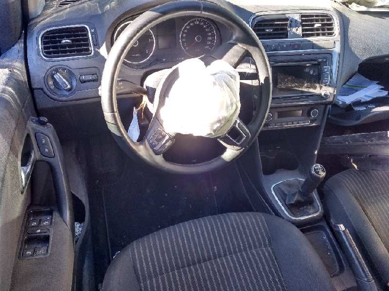 volkswagen polo (6r1) del año 2013