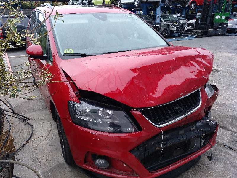 seat alhambra (710) del año 2015